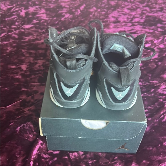 Jordan Kids Black High-Top Sneakers - Picture 3 of 4